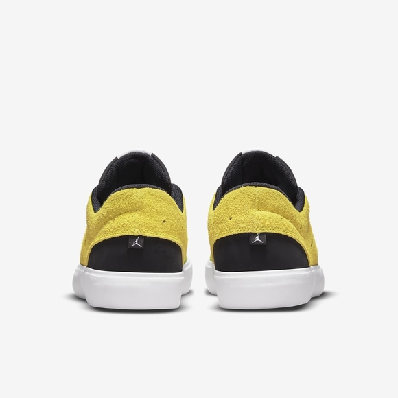 Jordan Series .03 Dear 90's Sneaker. Size 8.5 Men's. New With Box. - Picture 9 of 10